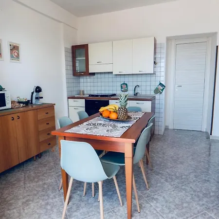 Dv Дом отдыха Изола-делле-Феммине