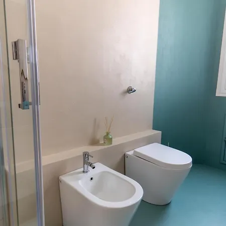 Dv * Изола-делле-Феммине